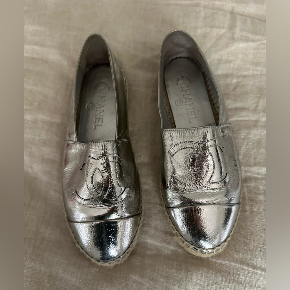 CHANEL Metallic Silver Goatskin Leather Espadrilles